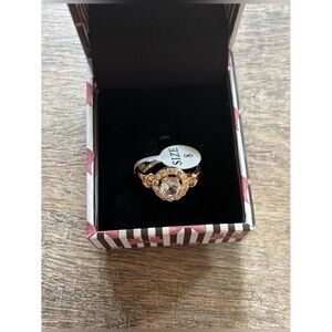 NWT Piatella Jewelry women’s size 8 gold tone halo promise ring with gift box